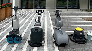 使用手推式酒店洗地機的主要優(yōu)勢是什么？